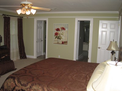 master
                        suite,