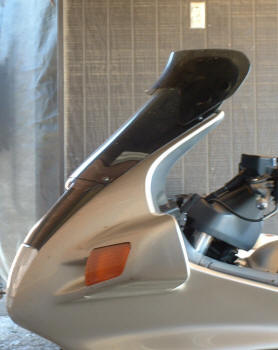 sideview_cafecombo.jpg (72577 bytes)