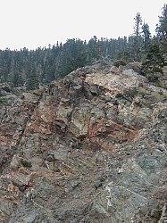 60.1 - 960x1280 (105821 bytes)